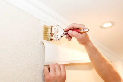 Pose de papier peint à Leyme — revêtements muraux et toiles de verre